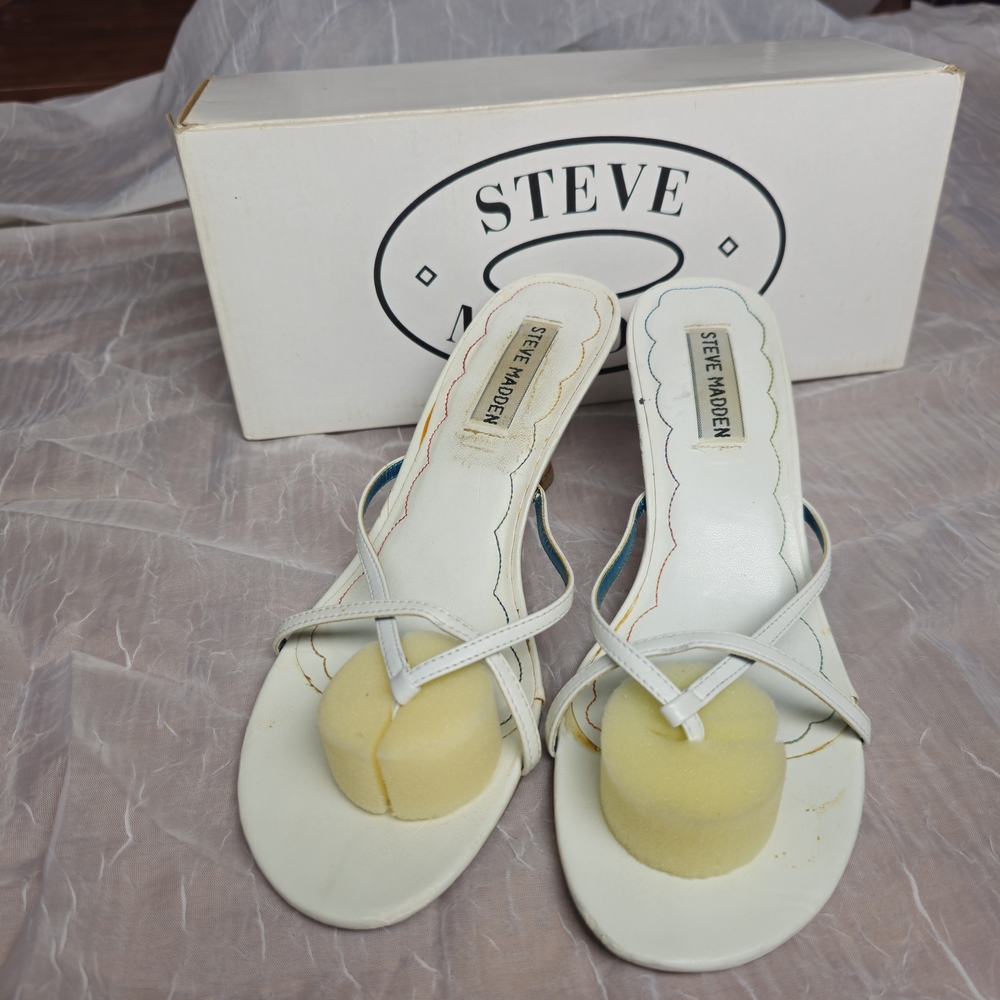 Steve Madden White Crisscross Slip-On Mules with Scalloped Insole